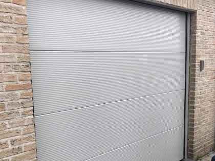 Sectionale garagepoort met sectionale garagepoorten, U-line microline, motor, RAL 7038, codeklavier